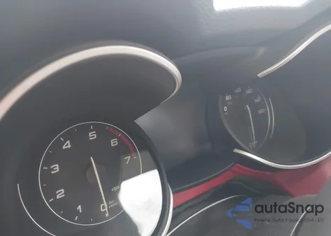 2021 Alfa Romeo Stelvio Ti Awd z USA, uszkodzony, nr VIN ZASPAKBN1M7D08122